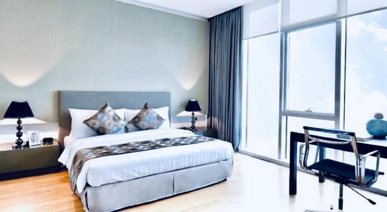 The Platinum Klcc By Cozy White Apartment Kuala Lumpur Exterior foto