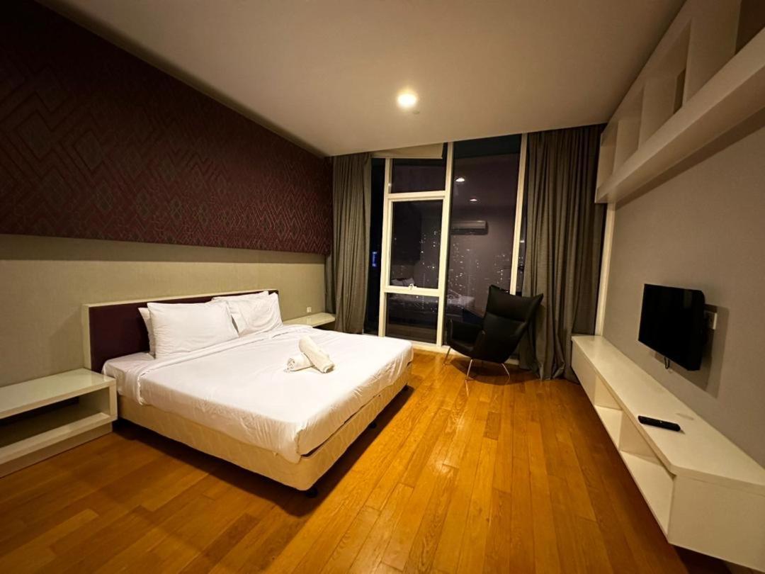 The Platinum Klcc By Cozy White Apartment Kuala Lumpur Exterior foto